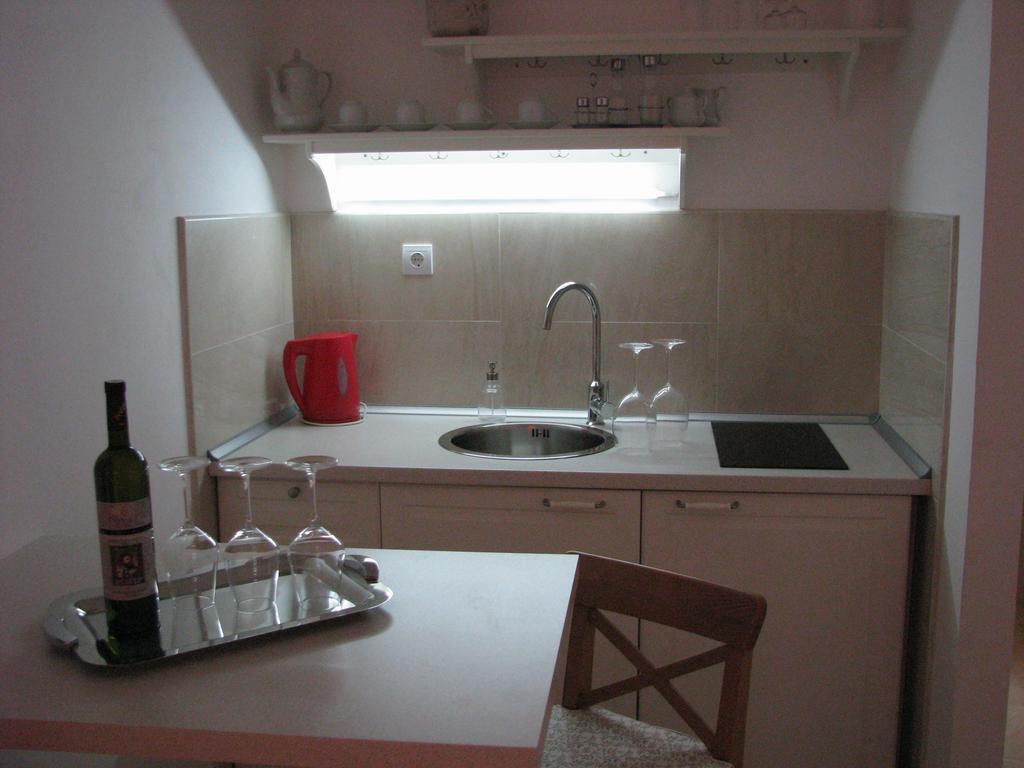 Apartments Blanka Zrnovo Room photo