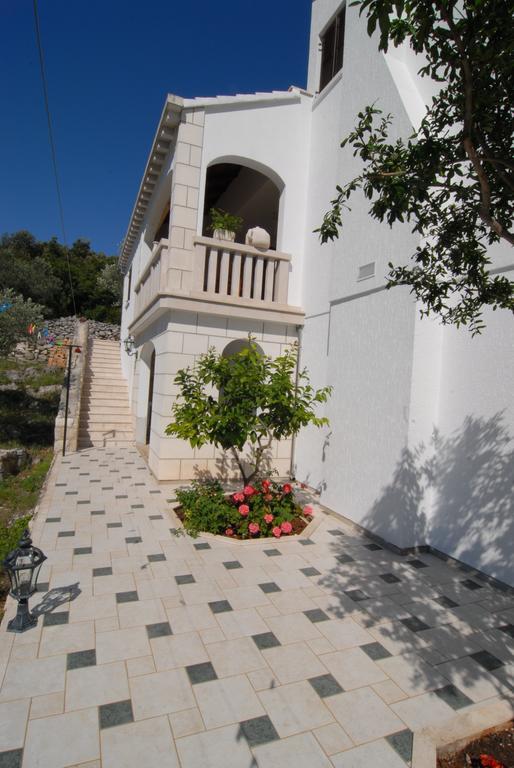 Apartments Blanka Zrnovo Exterior photo